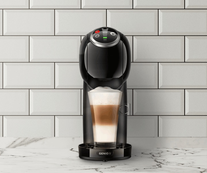 NESCAFÉ Dolce Gusto Genio S Plus Zwart koffiemachine - close up